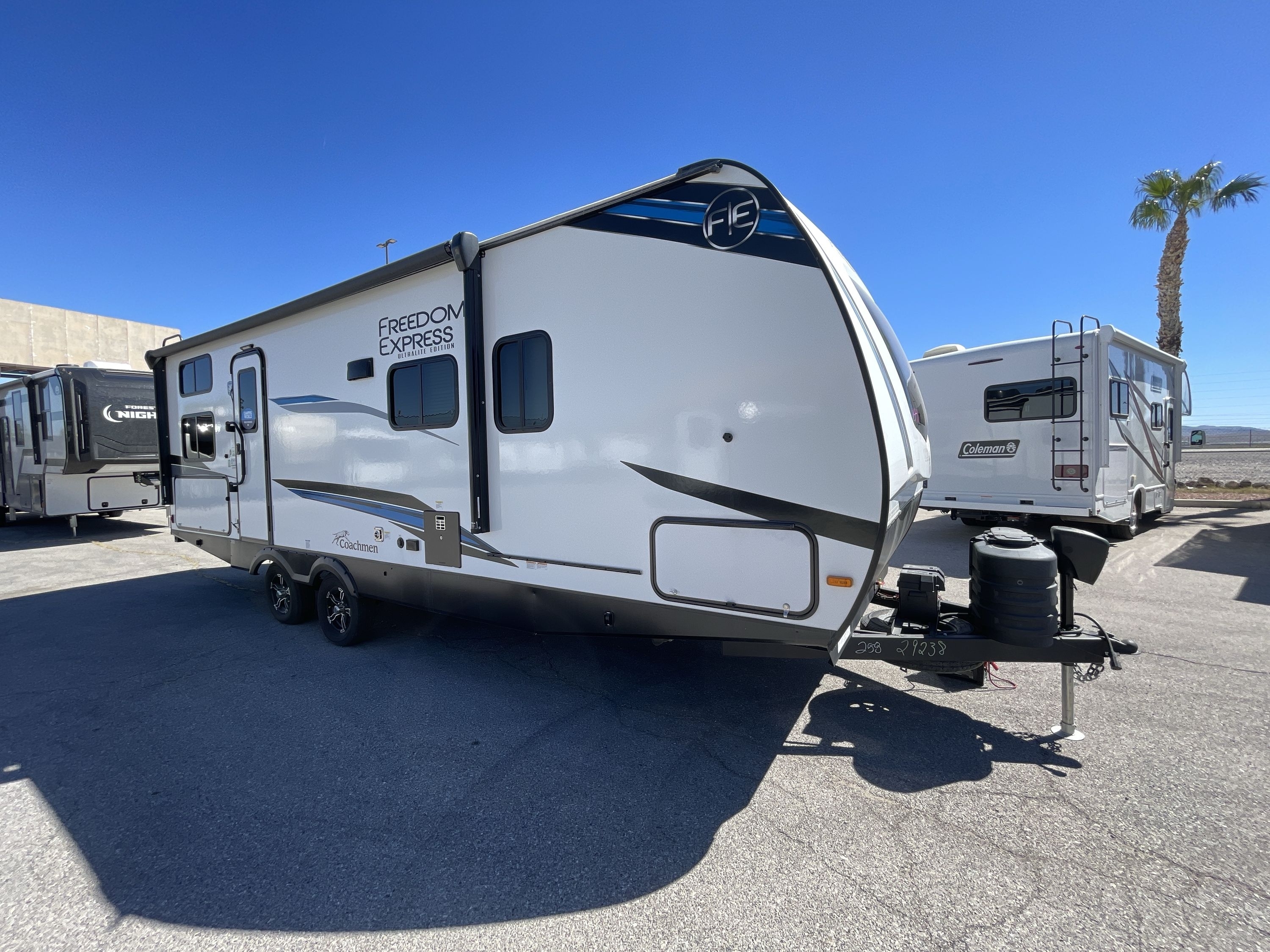 2024 Coachmen FREEDOM EXPRESS ULTRA LITE 258BHS in las vegas NV