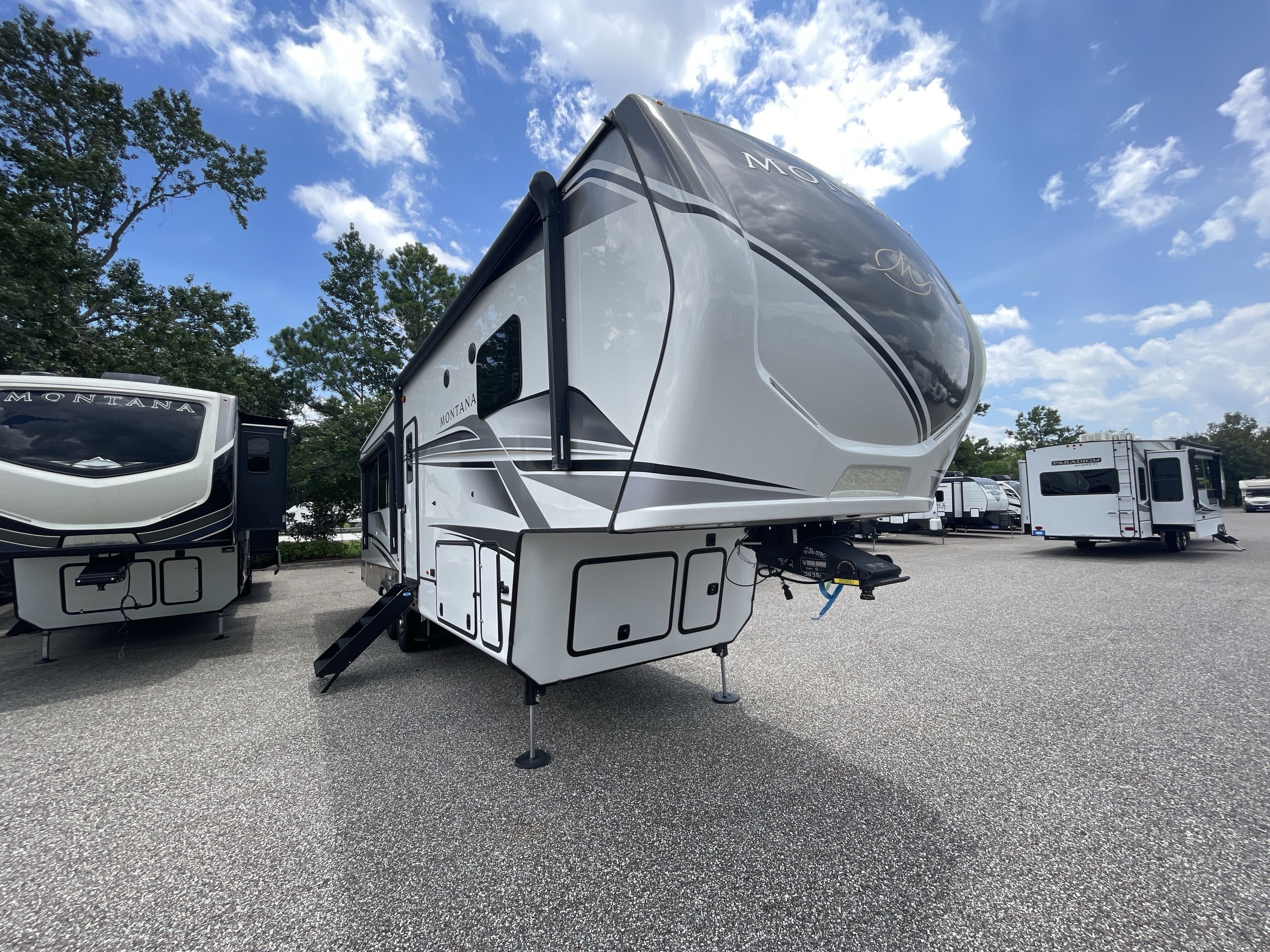 2024 Keystone MONTANA 3123RL in jacksonville FL