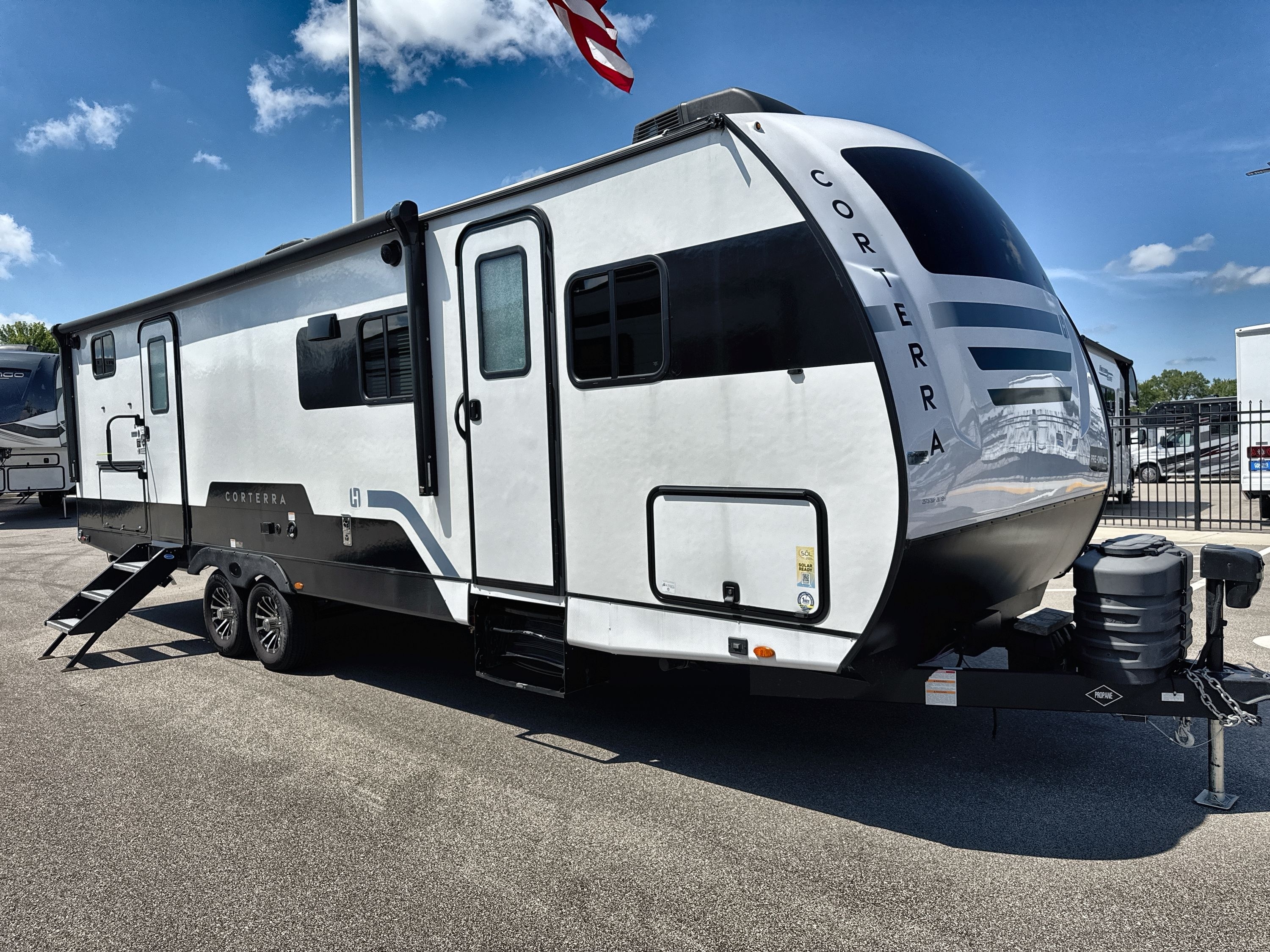 2025 Heartland CORTERRA 28.1BH in oshkosh WI