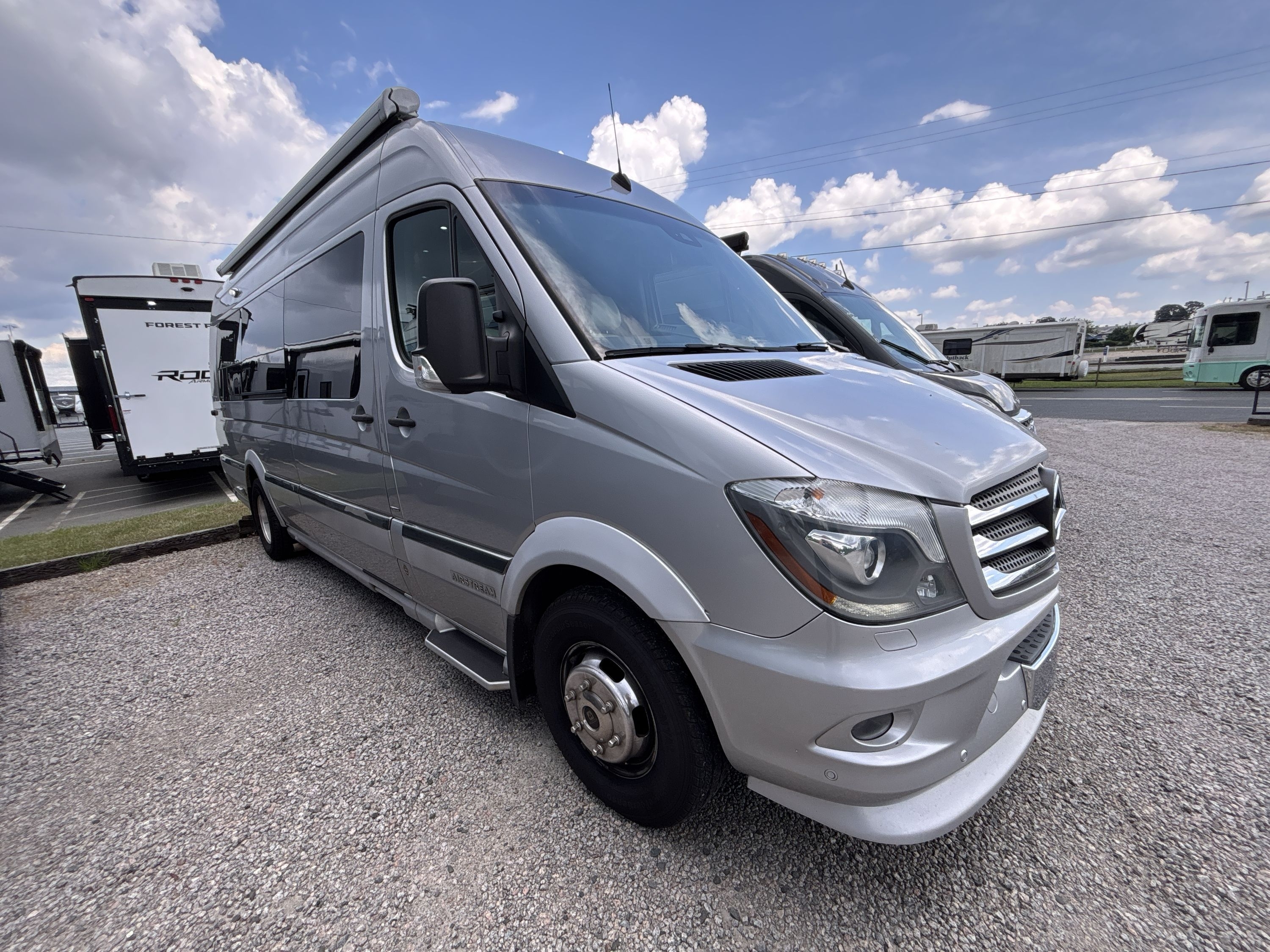 2016 Airstream INTERSTATE EXT LOUNGE TWIN LOUNGE EXT TWIN in concord NC