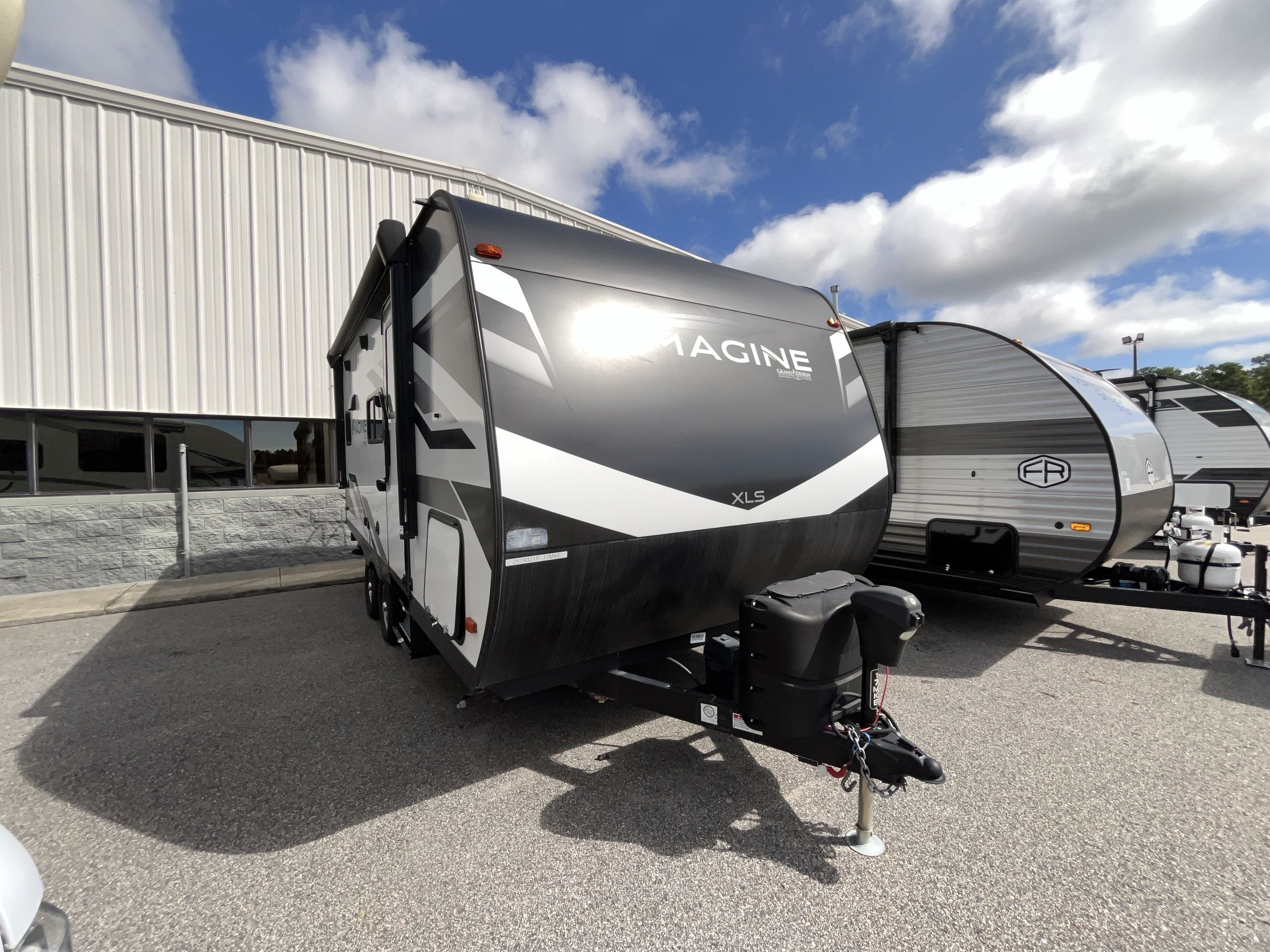 2023 Grand Design IMAGINE XLS 17MKE in myrtle beach SC
