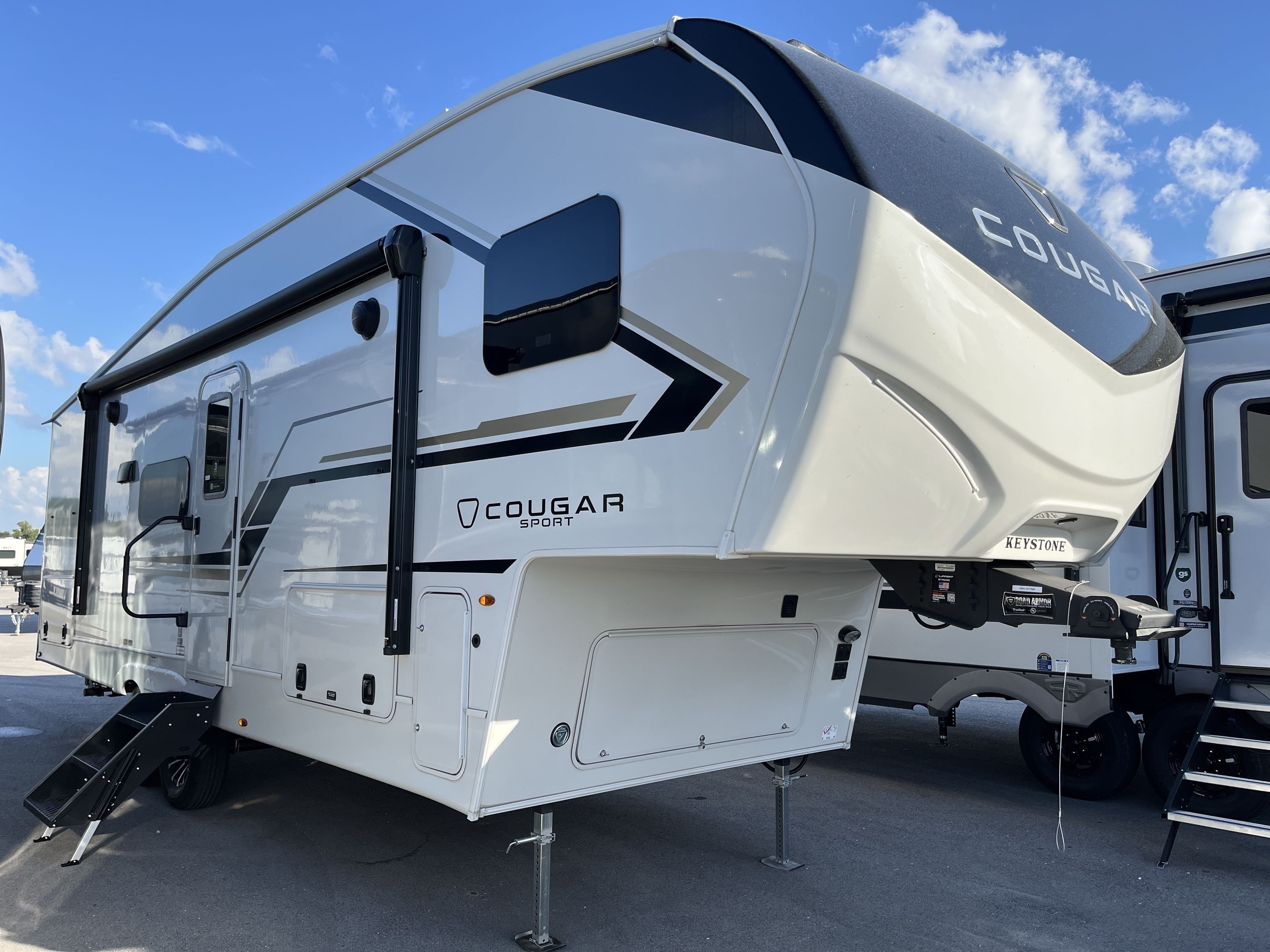 2026 Keystone COUGAR SPORT 2400RE in columbia MO