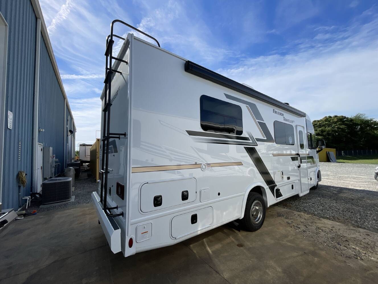 A photo of this 2027 Thor FREEDOM TRAVELER A26