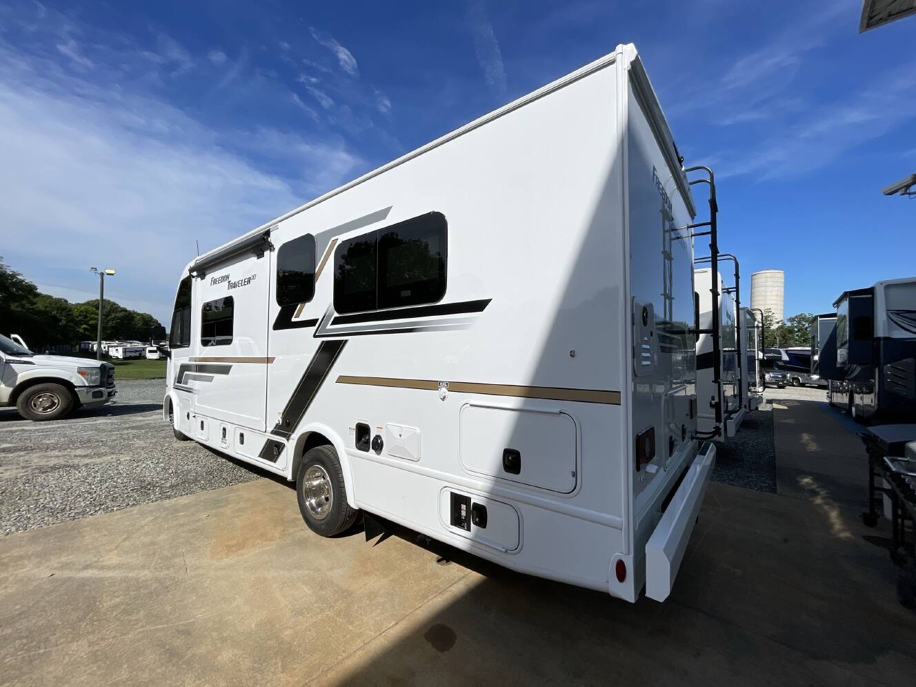 A photo of this 2027 Thor FREEDOM TRAVELER A26