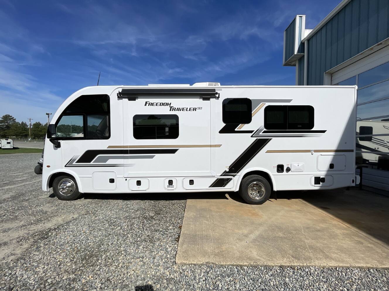 A photo of this 2027 Thor FREEDOM TRAVELER A26