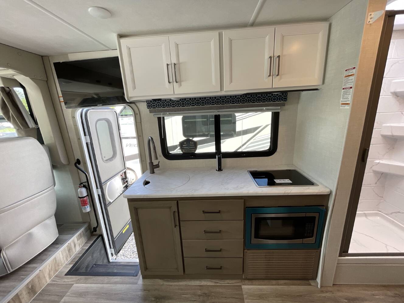 A photo of this 2027 Thor FREEDOM TRAVELER A26