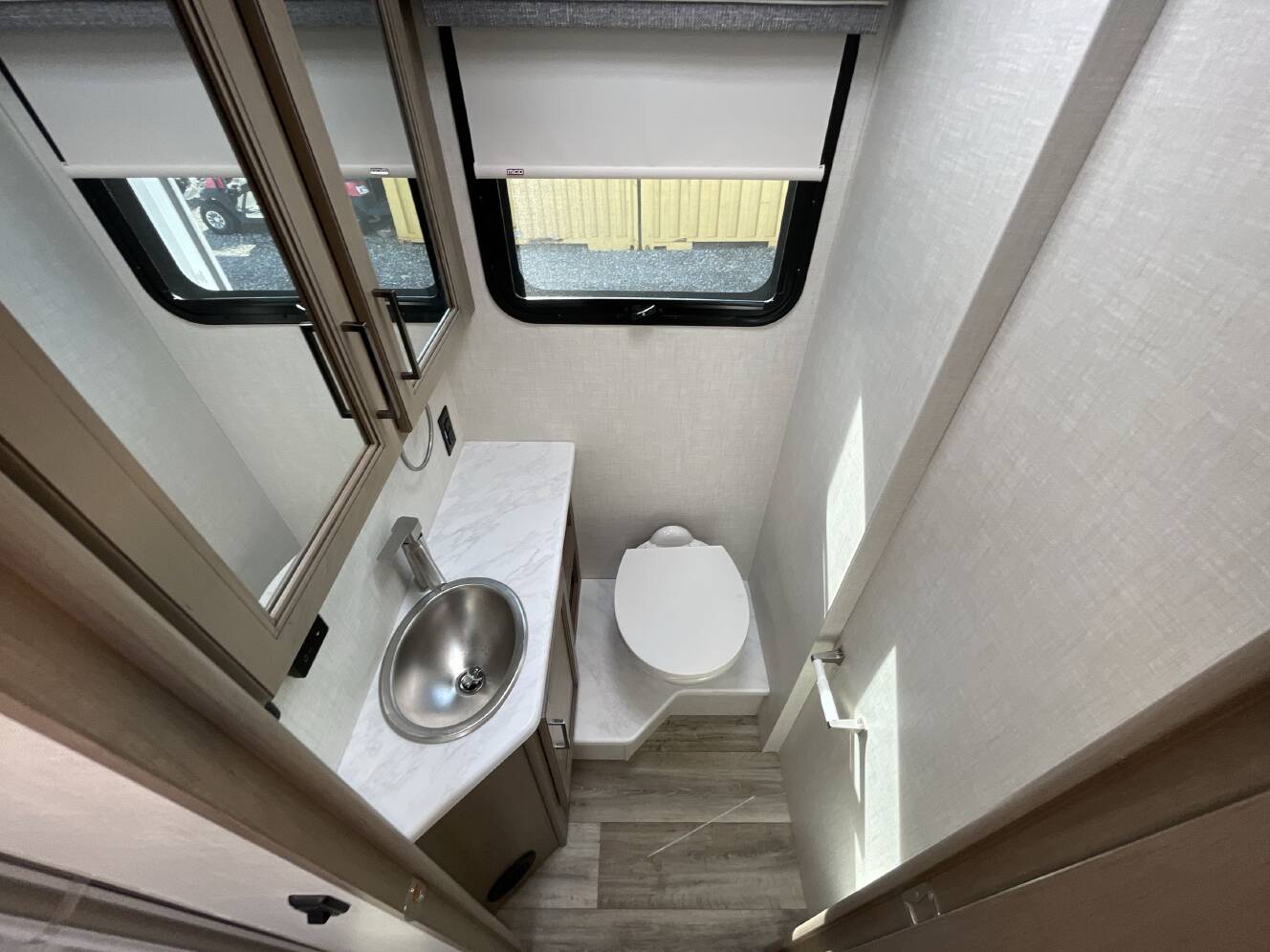 A photo of this 2027 Thor FREEDOM TRAVELER A26