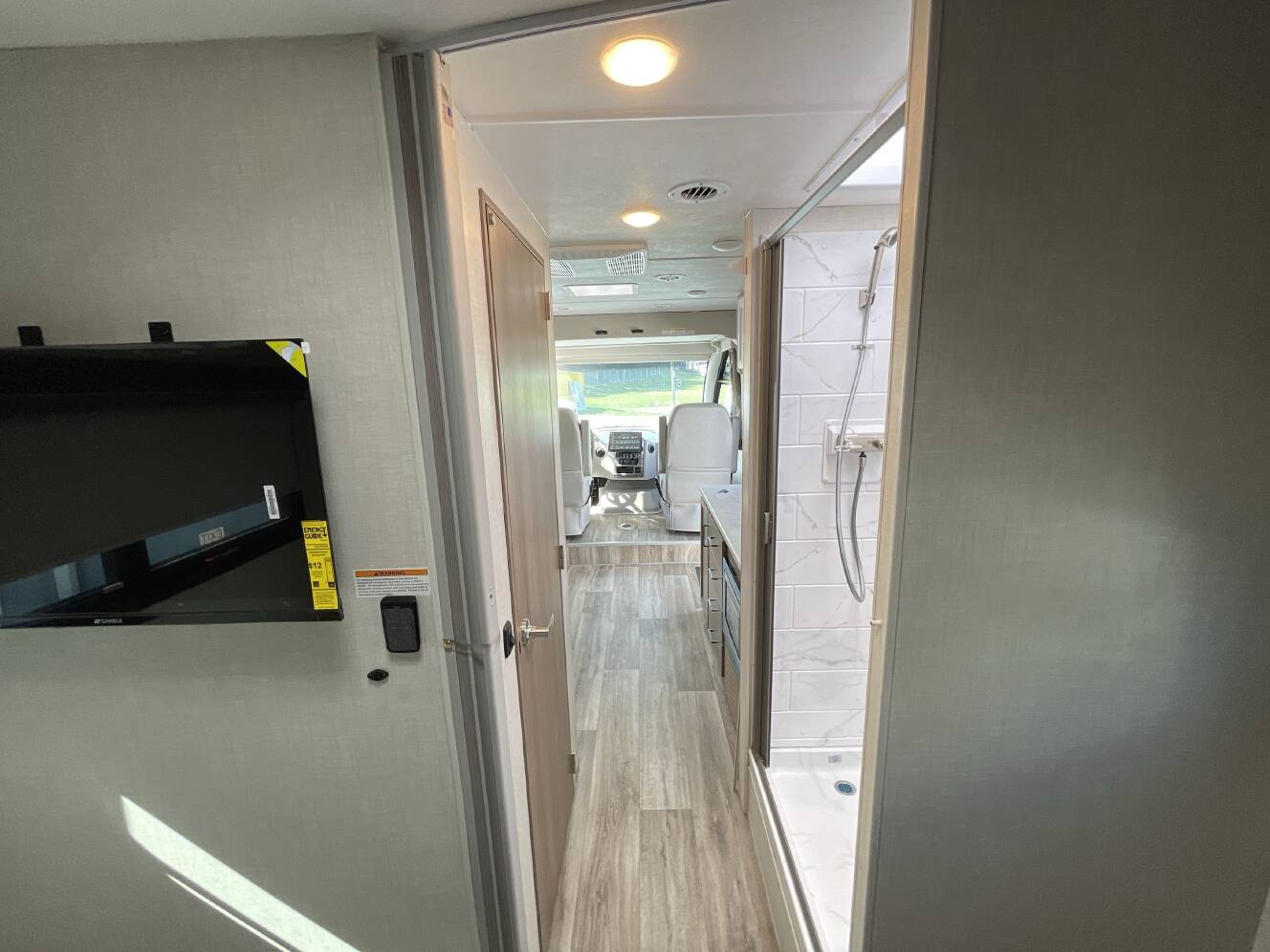 A photo of this 2027 Thor FREEDOM TRAVELER A26