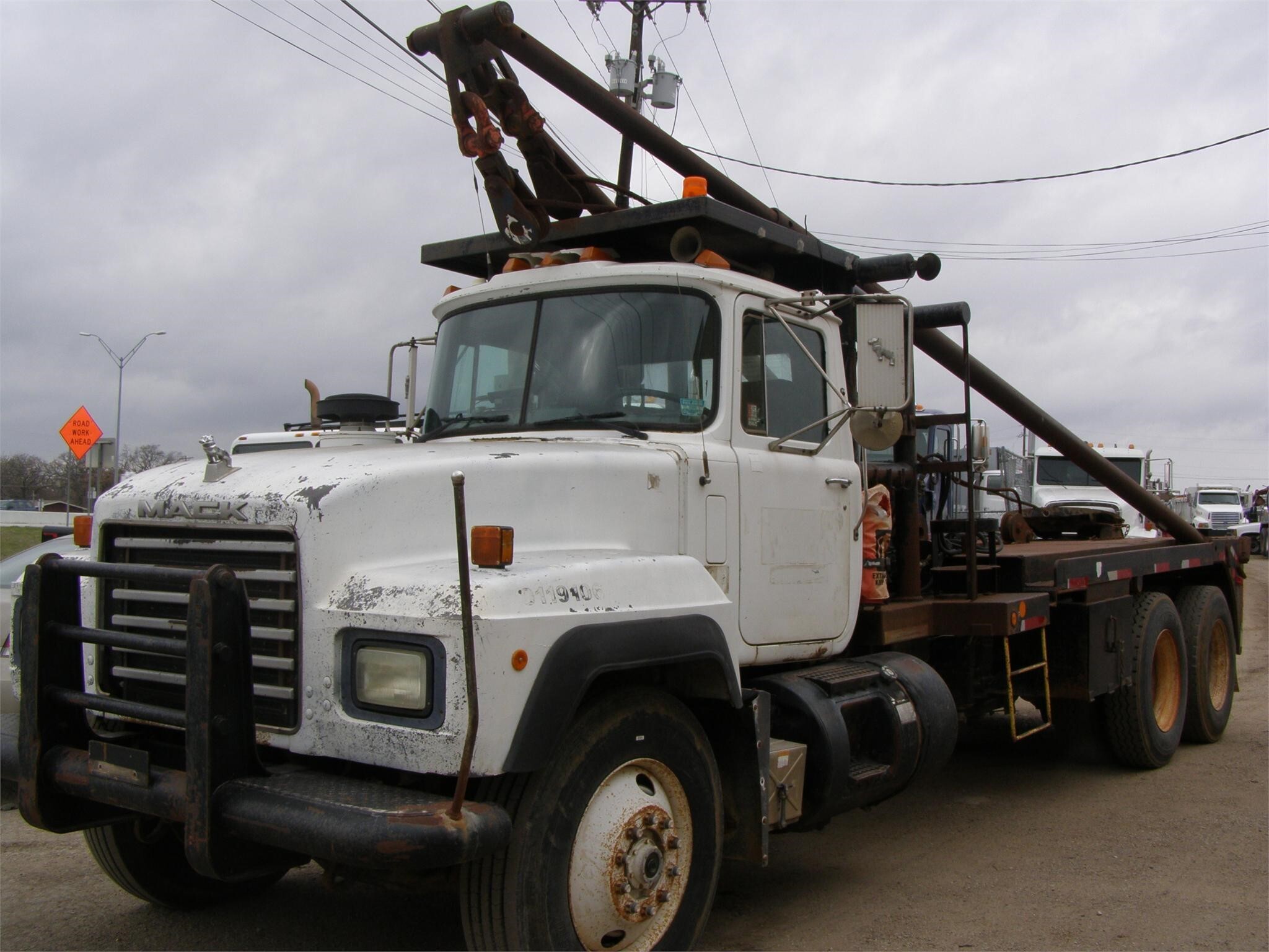 1994 MACK 600 in Dallas, TX