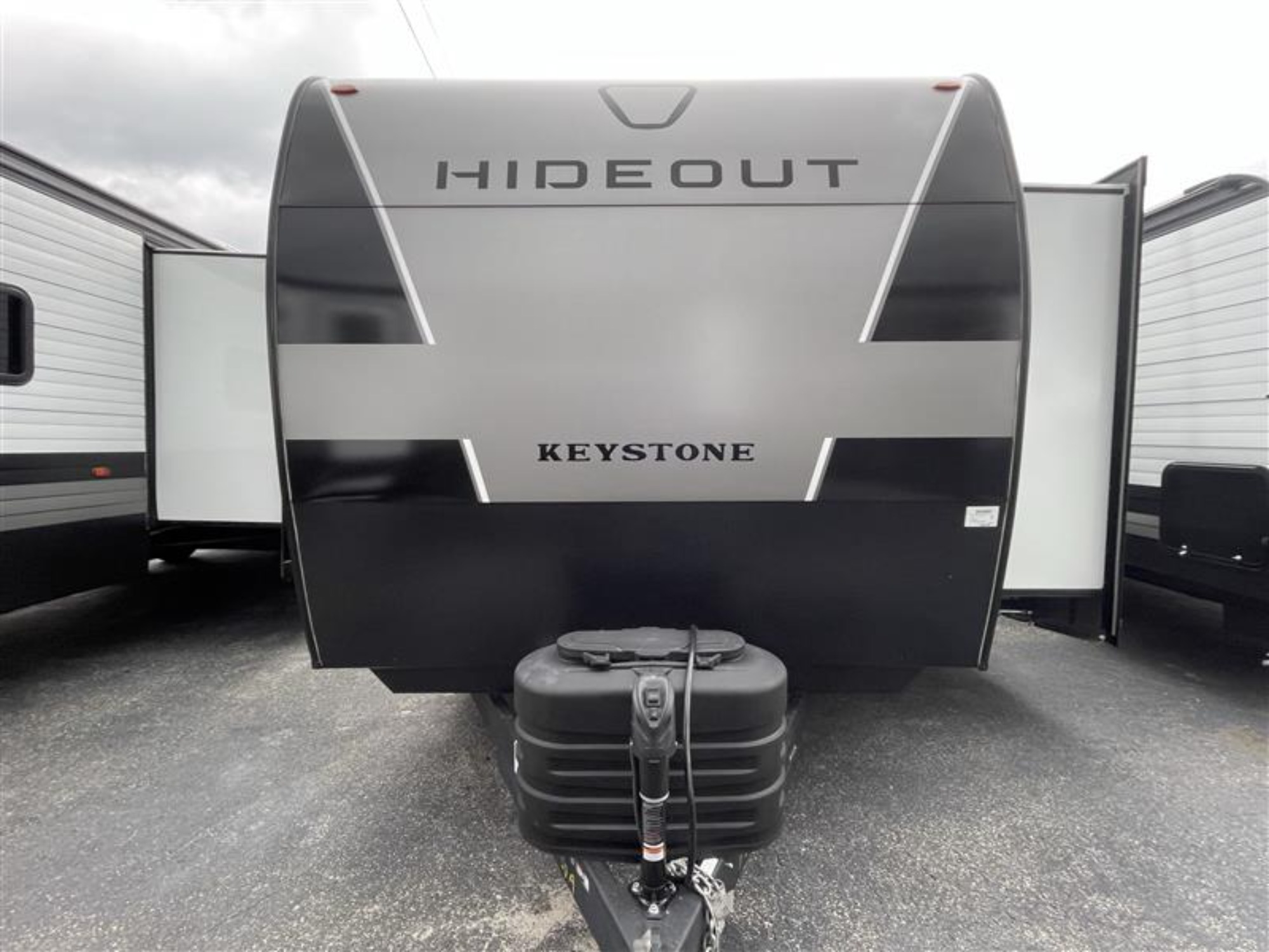2027 Keystone HIDEOUT MAX 29HAVEN in cocoa FL
