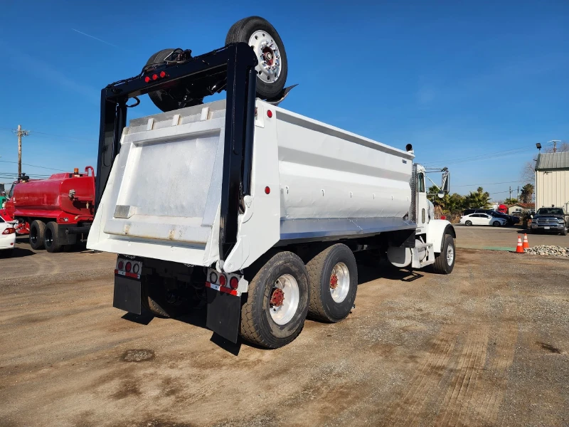 1996 FREIGHTLINER FLD120