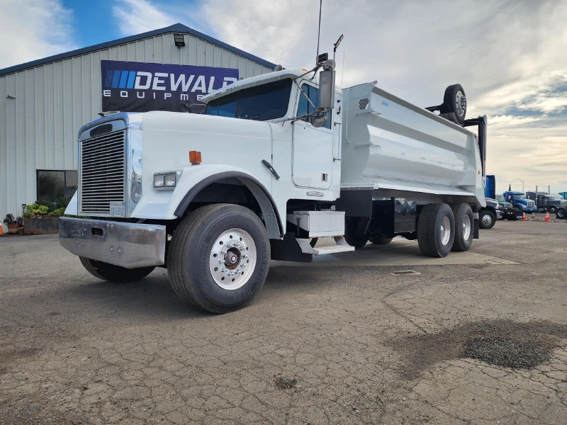 1996 FREIGHTLINER FLD120