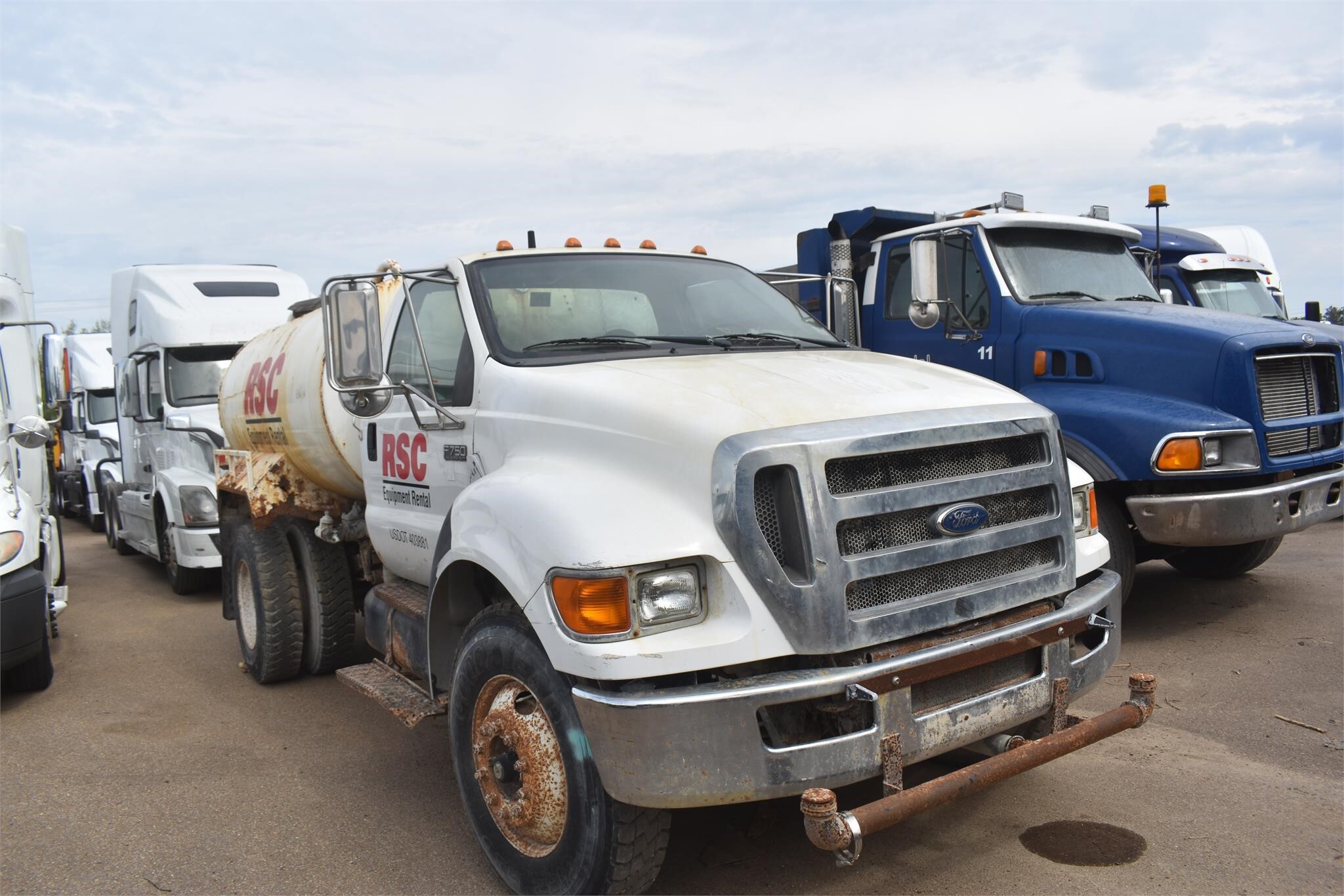 2007 FORD F750 in Covington, TN