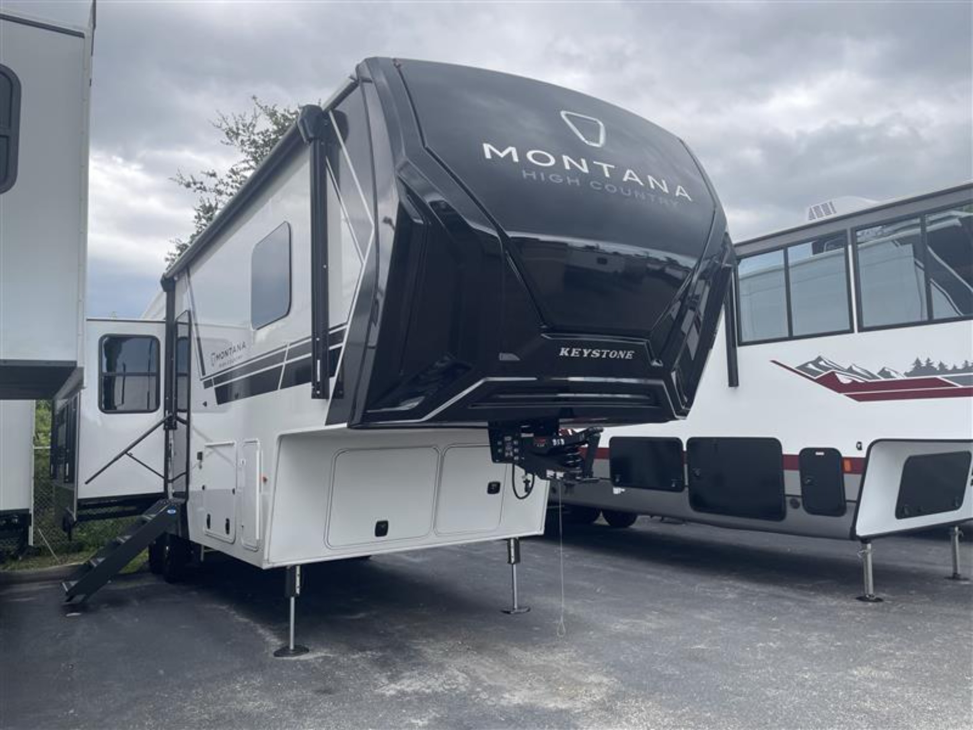2026 Keystone MONTANA HIGH COUNTRY 290RL in cocoa FL