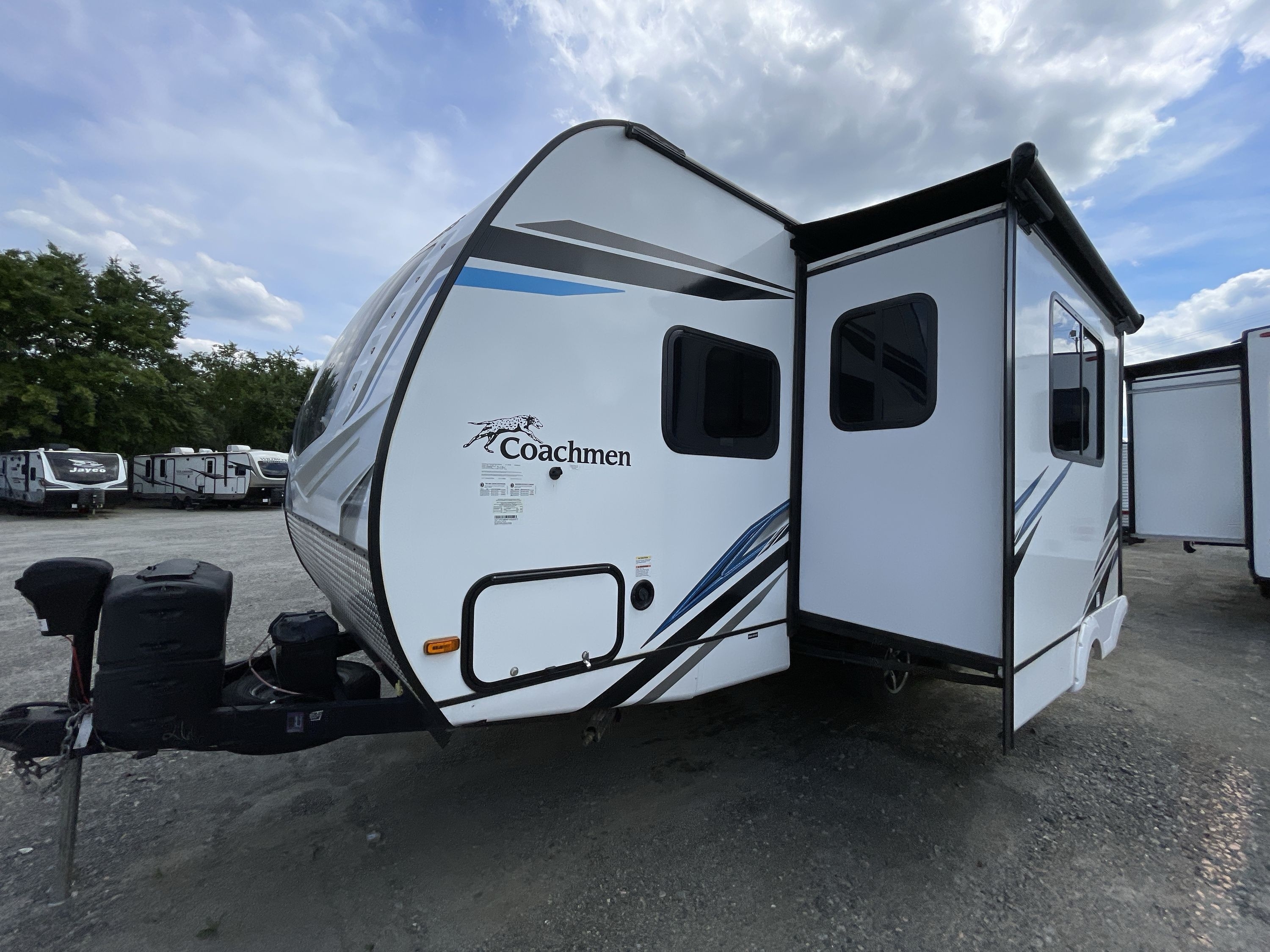 2023 Coachmen FREEDOM EXPRESS ULTRA LITE 226RBS in thornburg VA