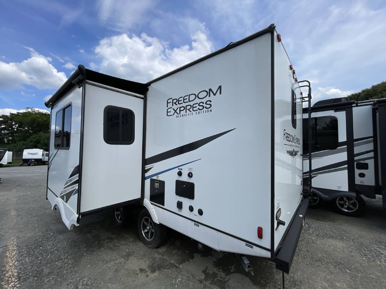 A photo of this 2023 Coachmen FREEDOM EXPRESS ULTRA LITE 226RBS