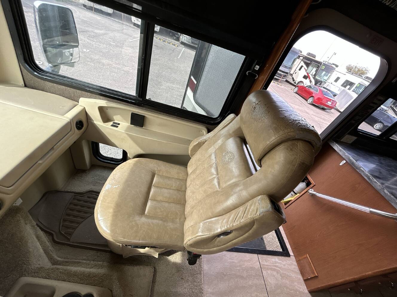 A photo of this 2016 Tiffin ALLEGRO 36LA