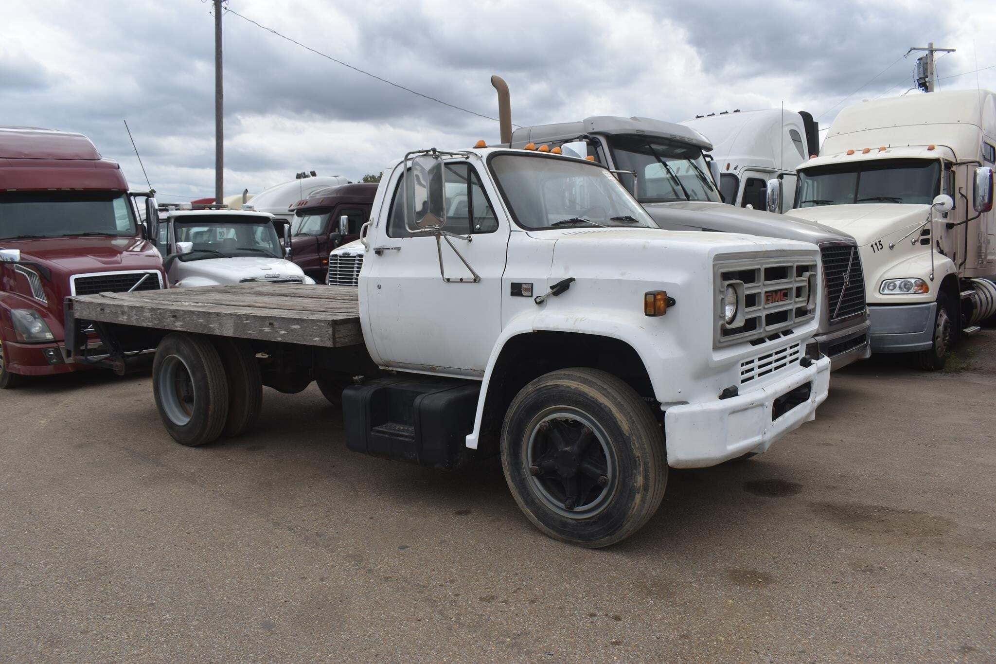 1989 GMC C6000 in Covington, TN