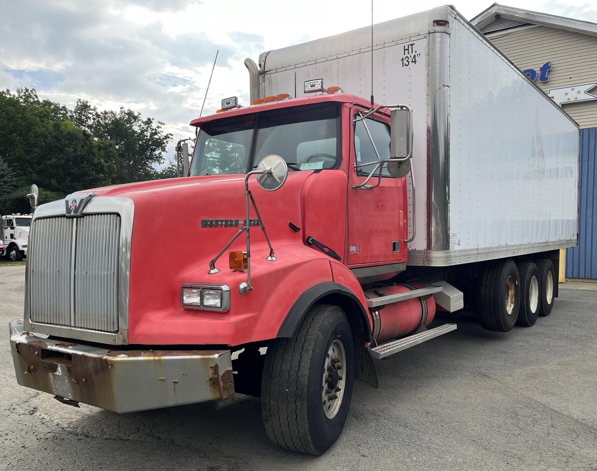 2004 WESTERN STAR CONVENTIONAL in Westminster, VT