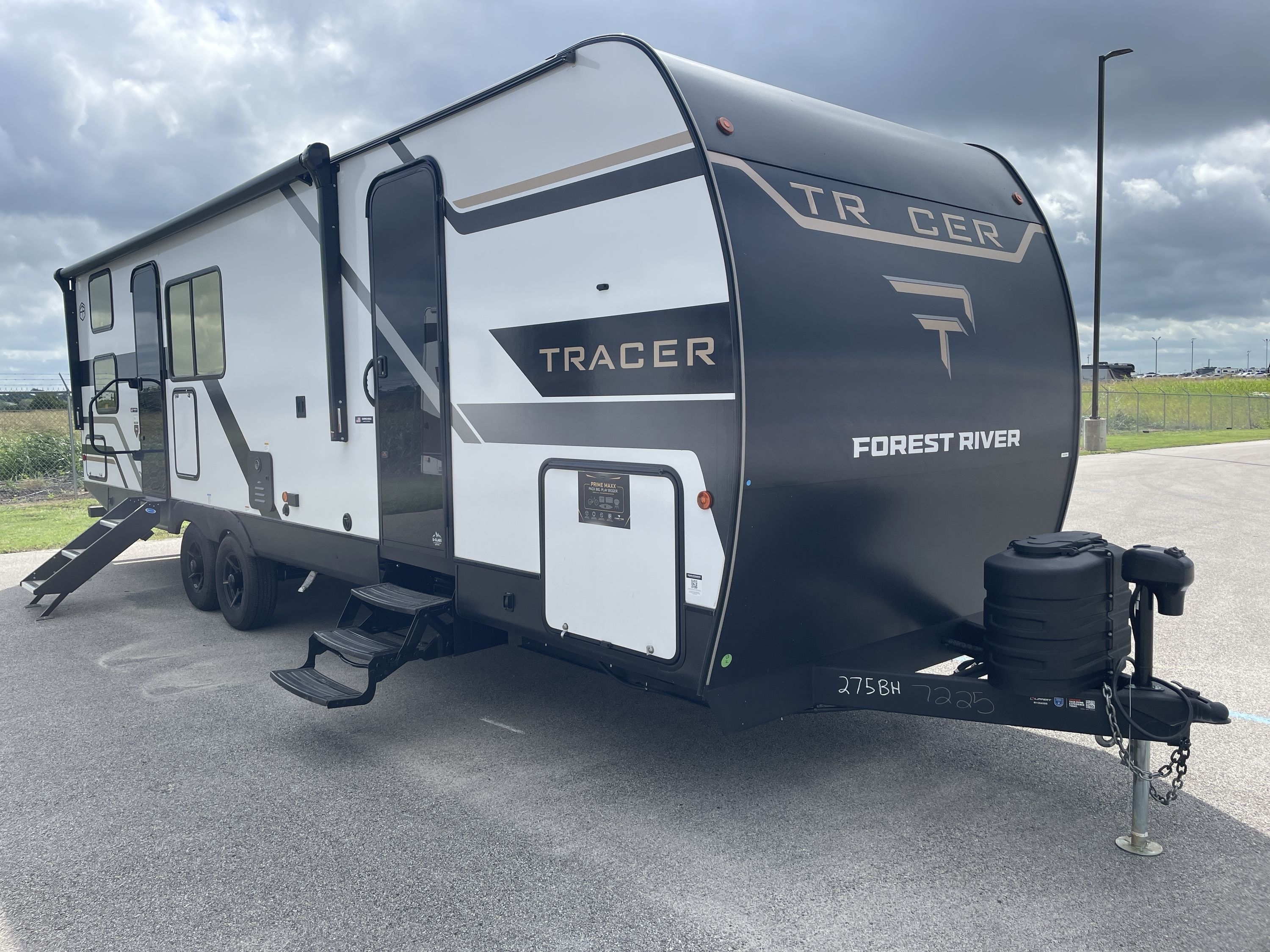 2027 Prime Time TRACER 275BH in alvarado TX