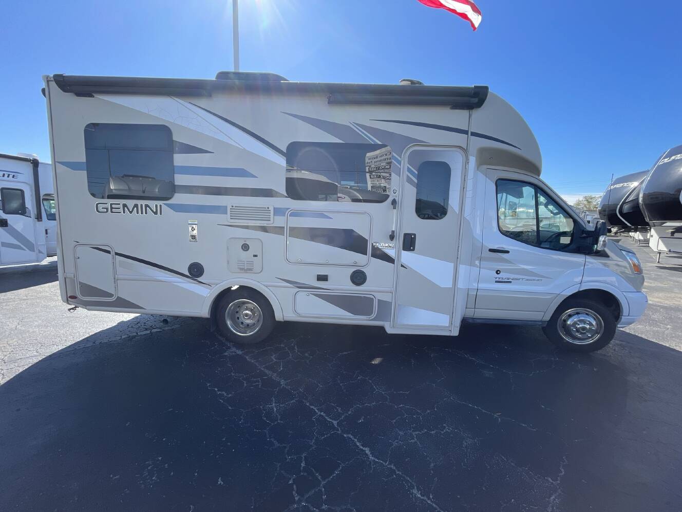 A photo of this 2018 Thor GEMINI 23TR