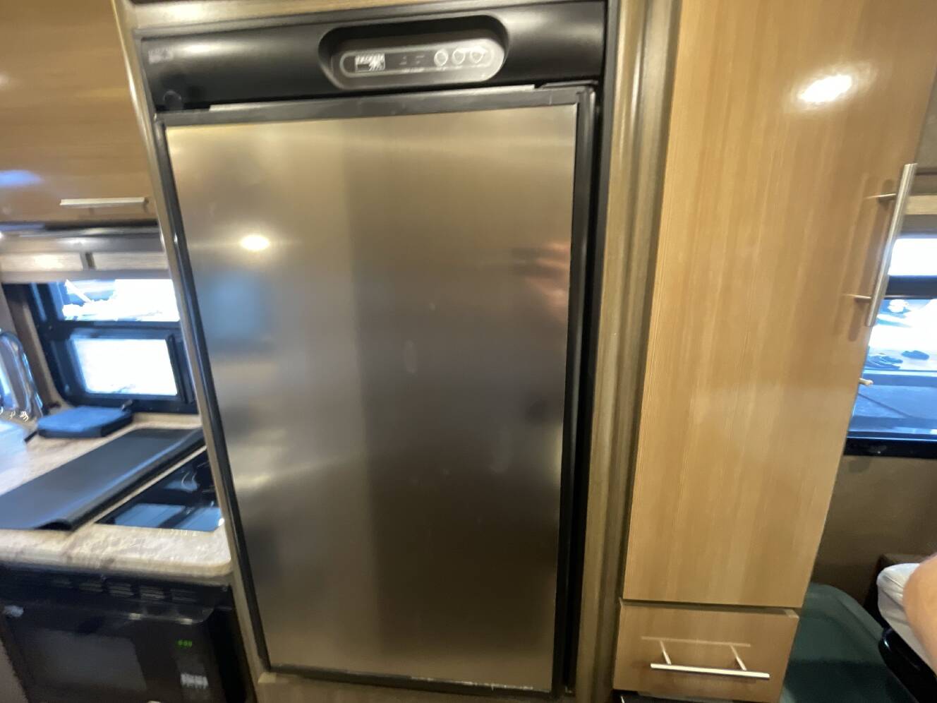 A photo of this 2018 Thor GEMINI 23TR