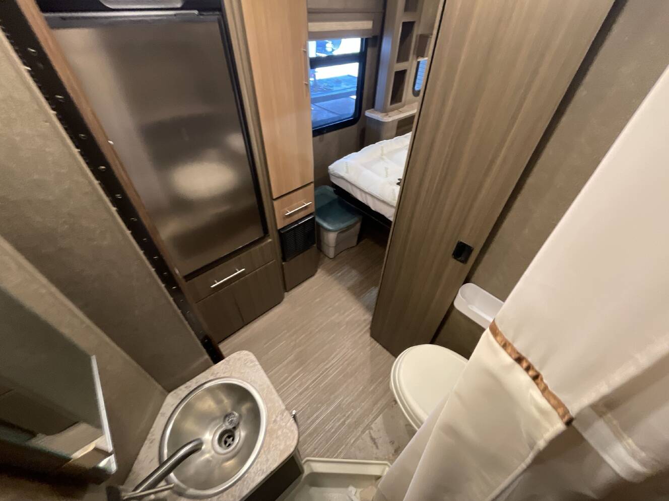 A photo of this 2018 Thor GEMINI 23TR
