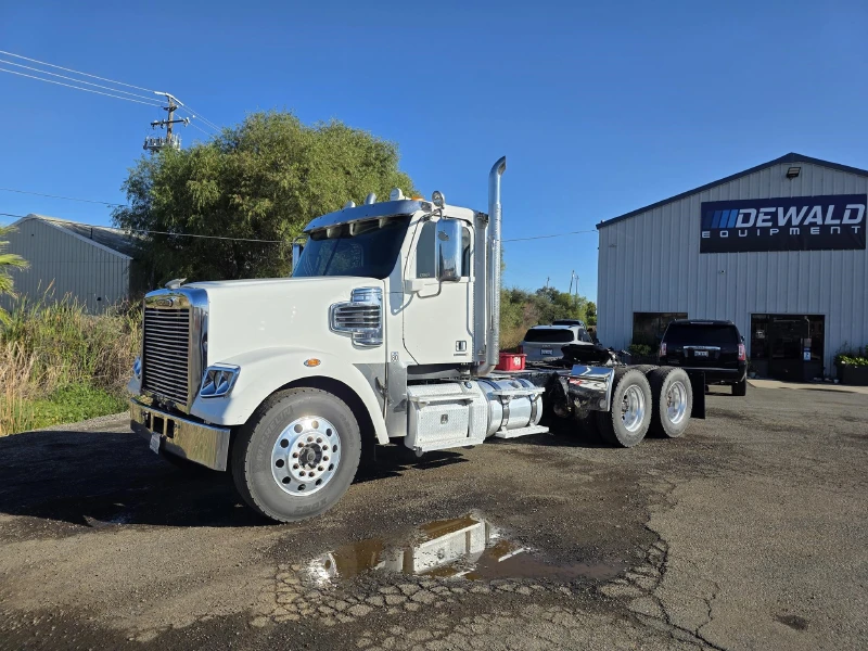 2014 FREIGHTLINER CORONADO 122 SD