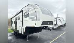 2025 Cruiser Rv ESSENCE 28DB RV