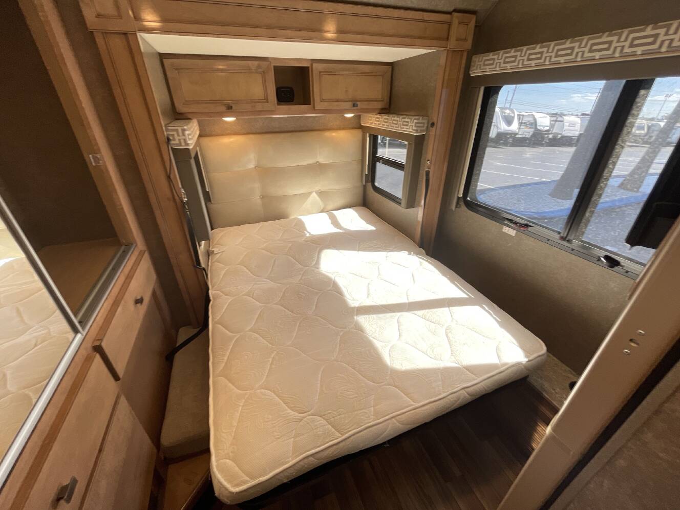 A photo of this 2020 Thor SYNERGY 24SK