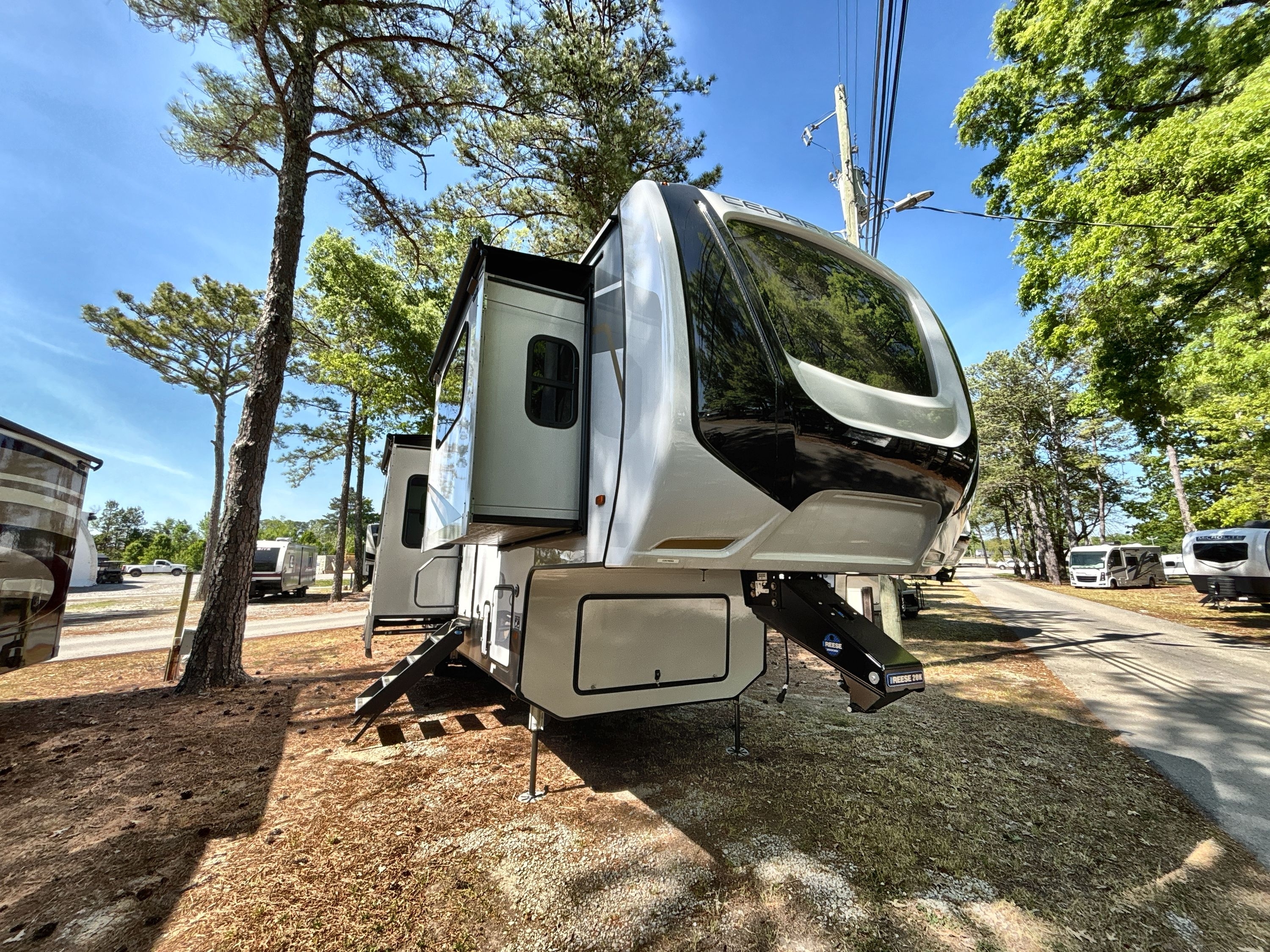 2023 Forest River CEDAR CREEK 371FL RV