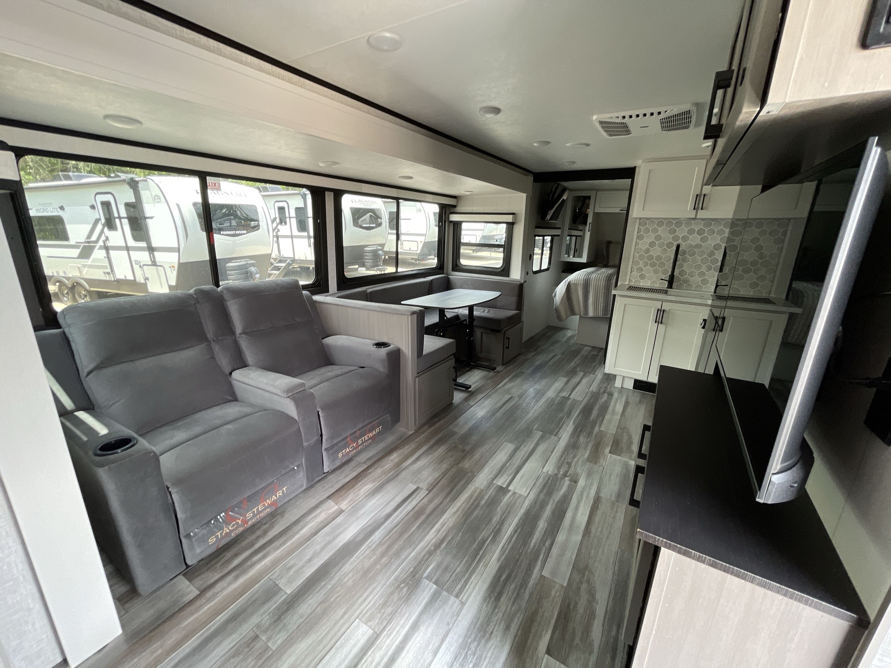 2025 Jayco JAY FEATHER 27BH in midway FL