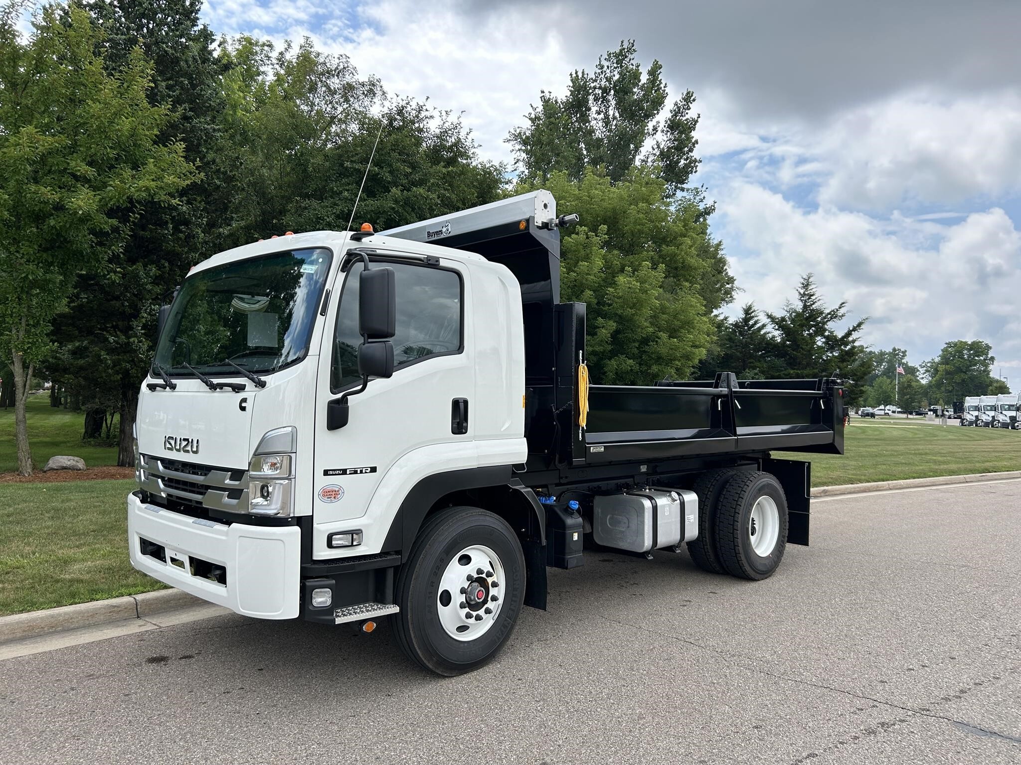 2025 ISUZU FTR in Lansing, MI