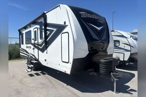2023 Grand Design MOMENTUM G CLASS 23G in council bluffs IA