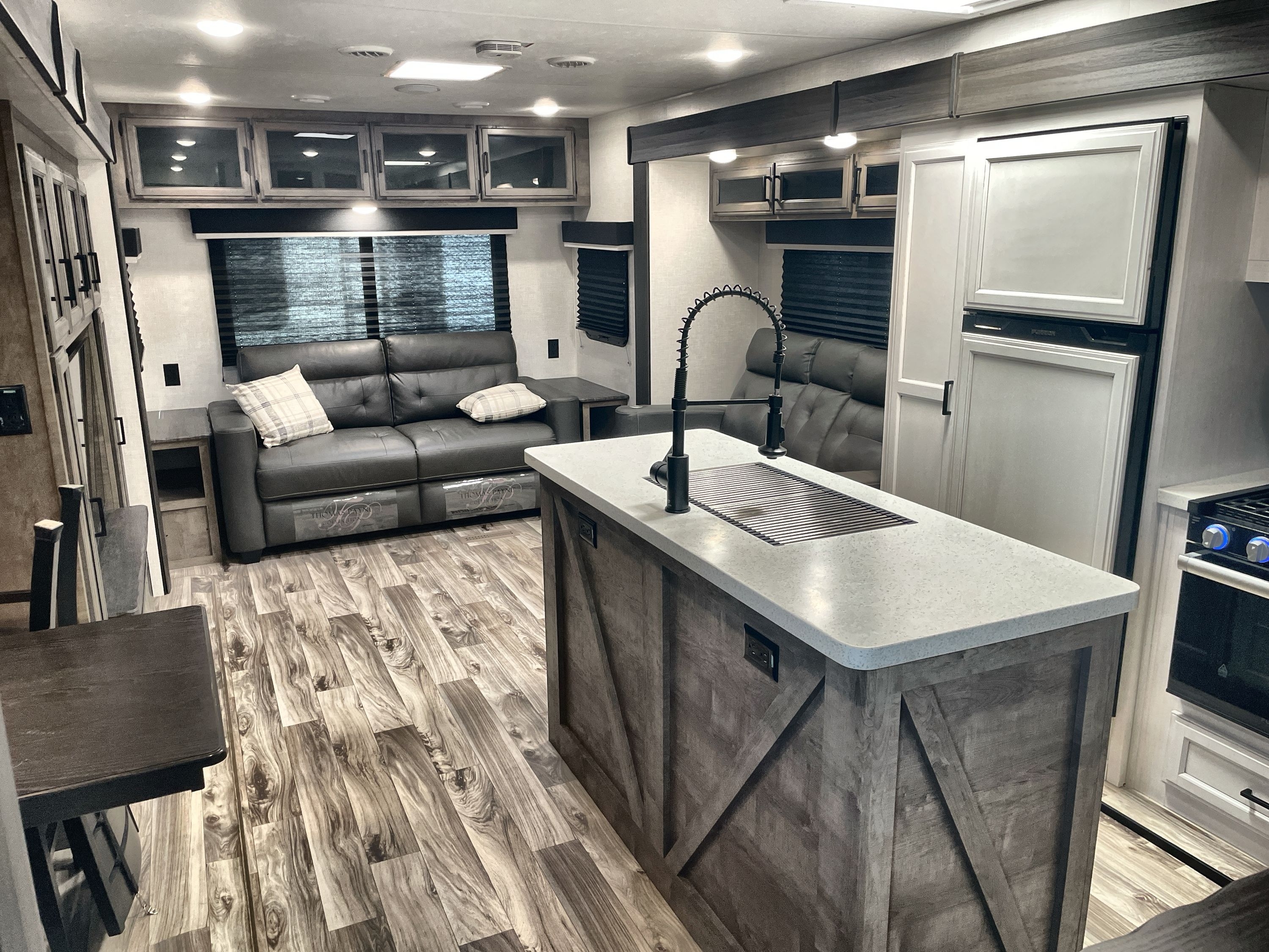 2023 Venture Rv SPORTTREK TOURING EDITION 343VIK STT343VIK in olive branch MS