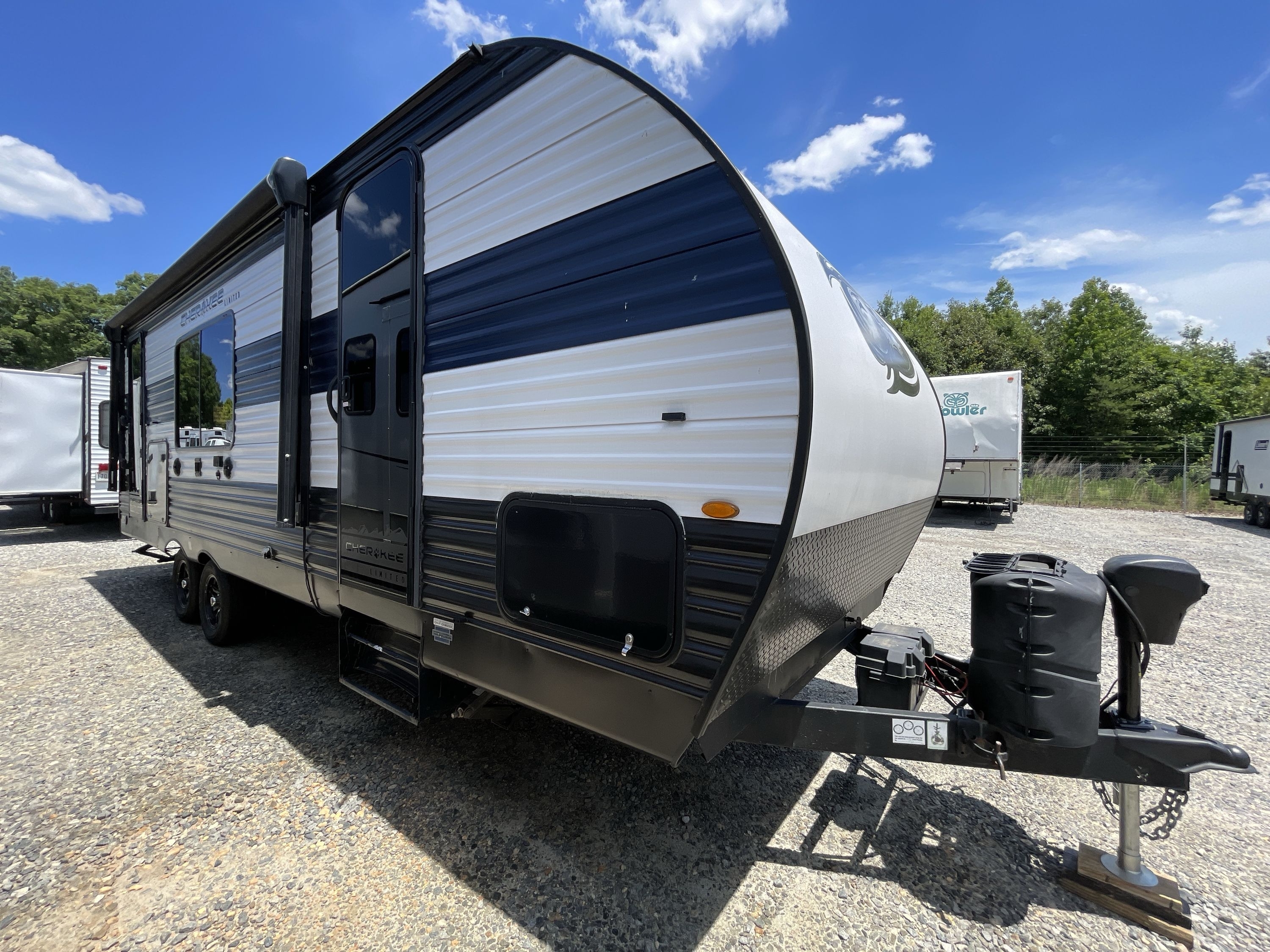 2023 Forest River CHEROKEE 233MB RV