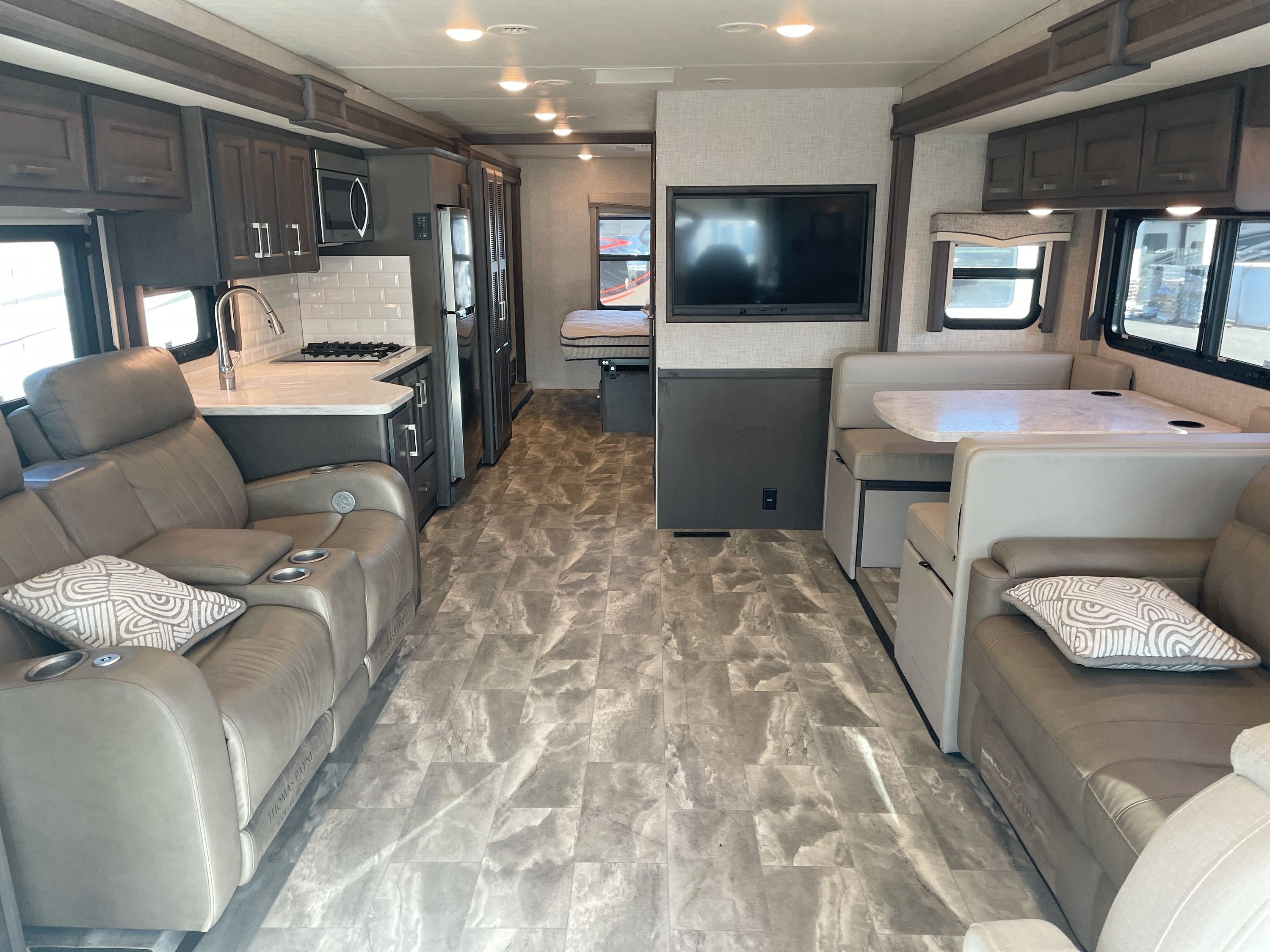 2023 Thor CHALLENGER 35MQ in dover FL