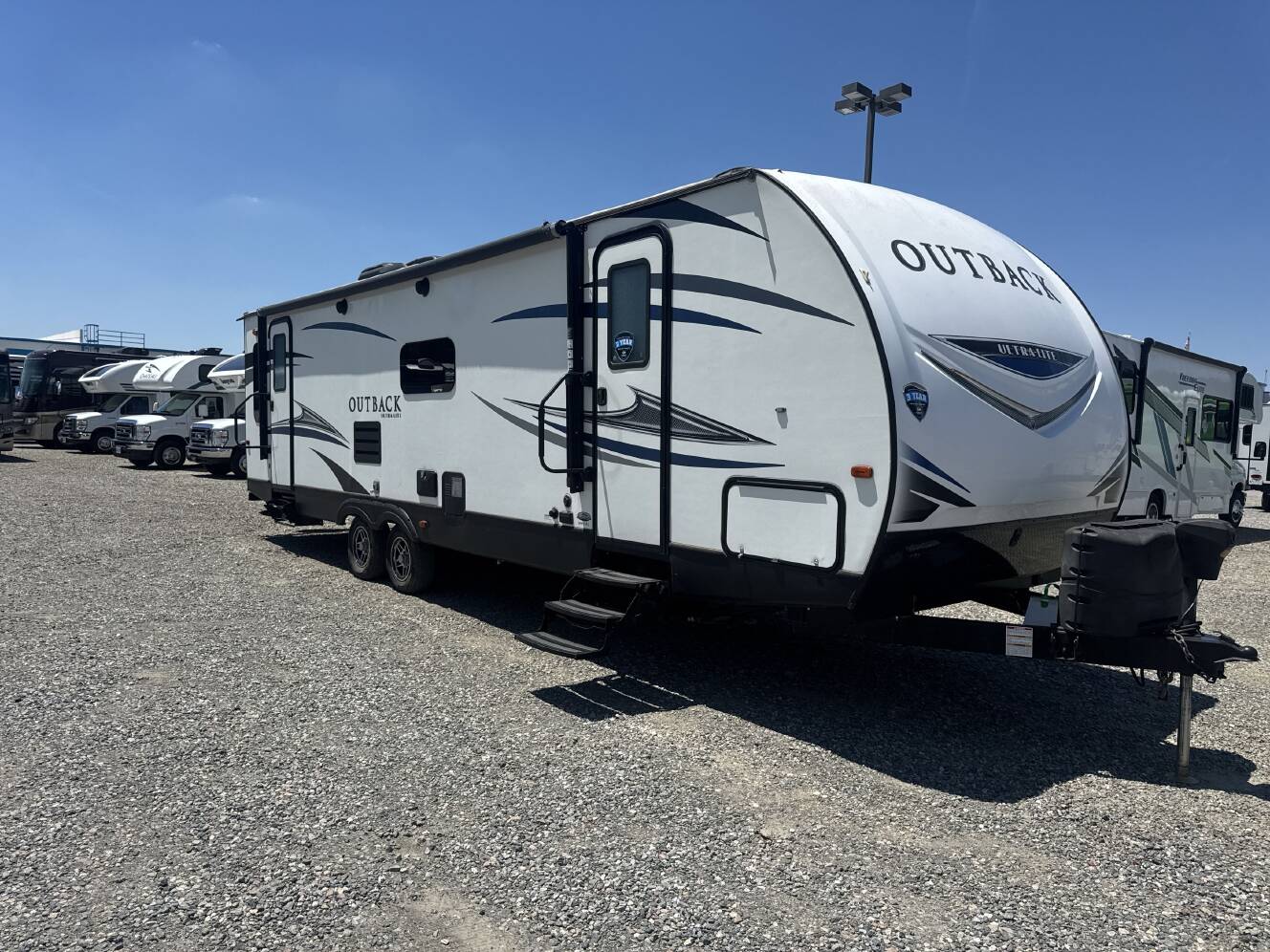 A photo of this 2019 Keystone OUTBACK ULTRA-LITE 299URL