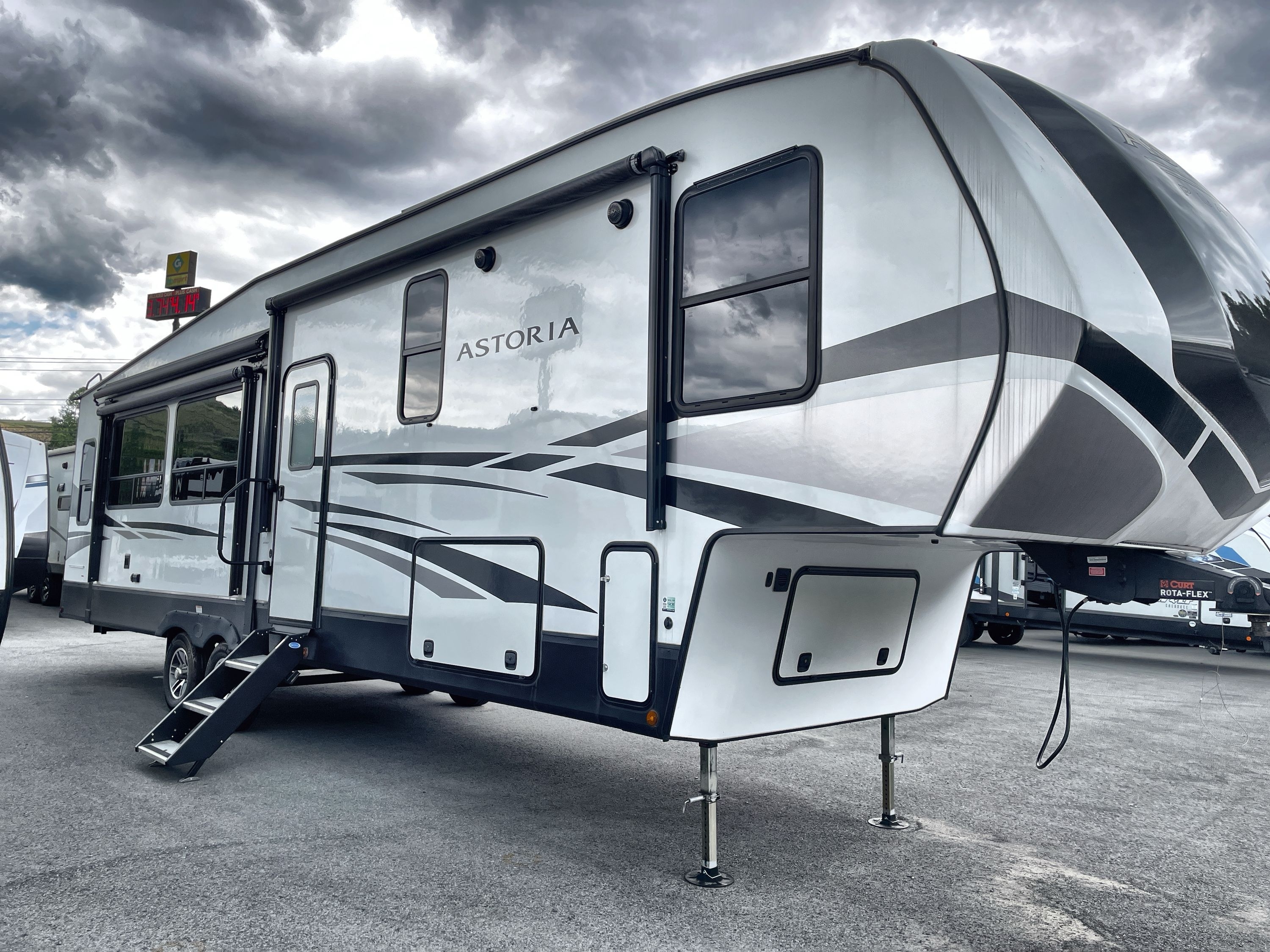2024 Dutchmen ASTORIA 3173RLP in fairmont WV