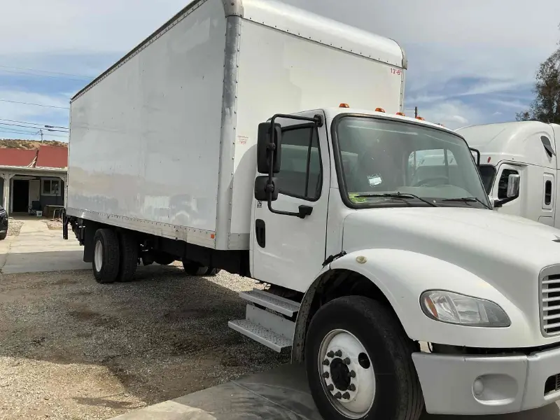 2018 FREIGHTLINER BUSINESS CLASS M2 106
