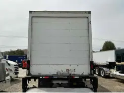 2018 FREIGHTLINER BUSINESS CLASS M2 106