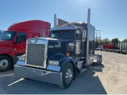 2005 KENWORTH W900B