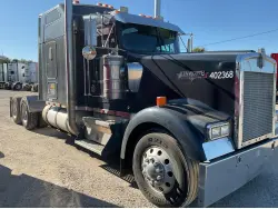 2005 KENWORTH W900B