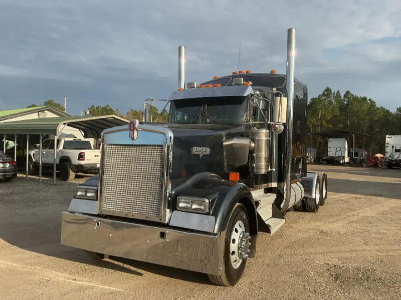 2005 KENWORTH W900B