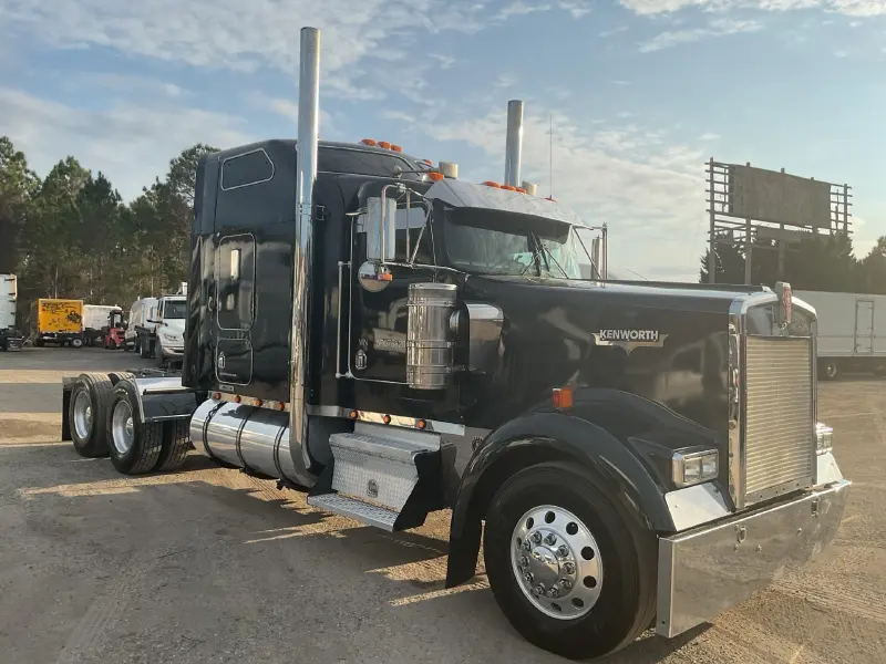 2005 KENWORTH W900B