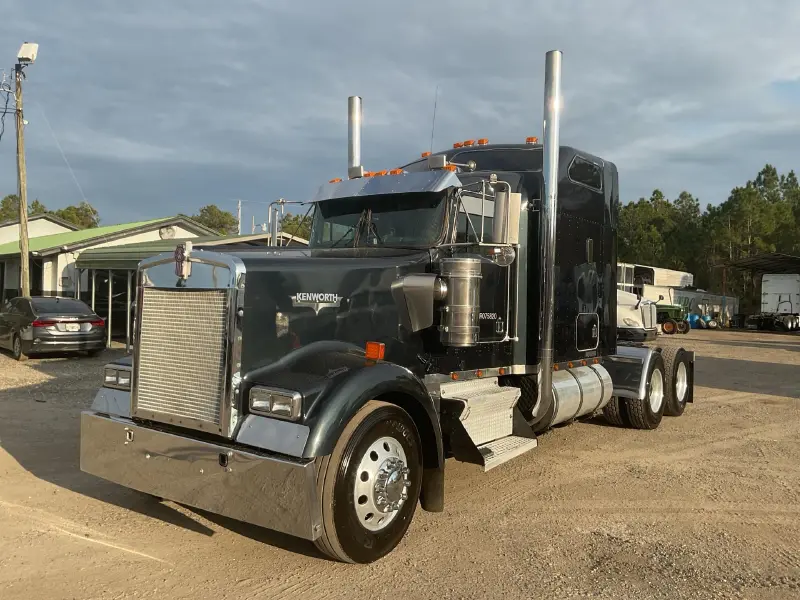 2005 KENWORTH W900B