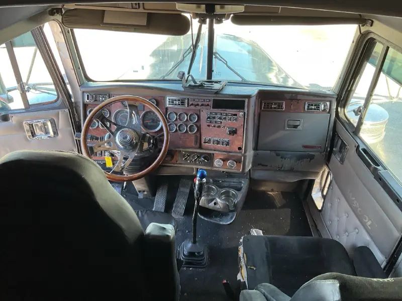 2005 KENWORTH W900B