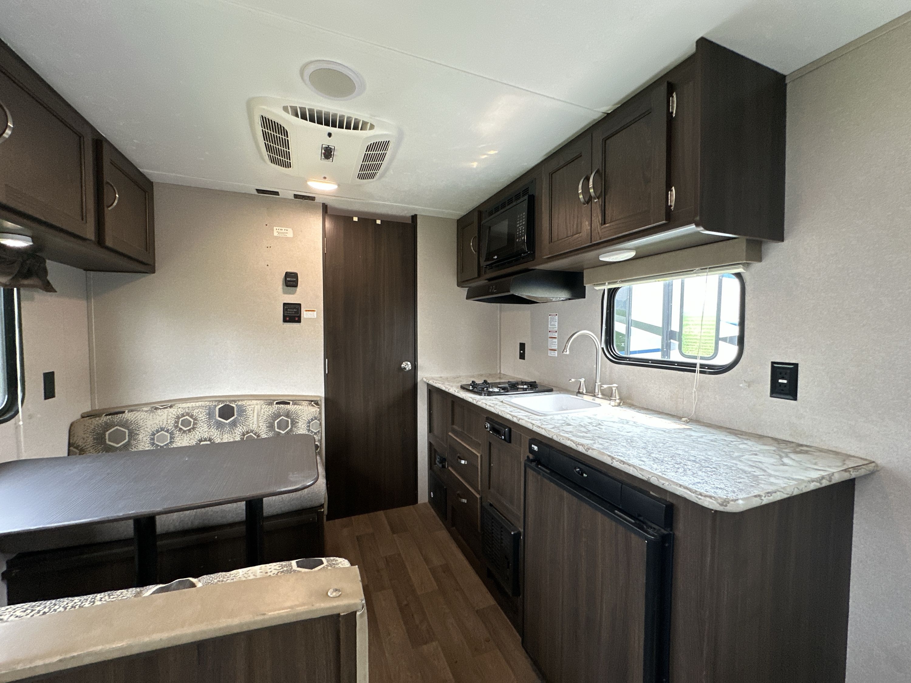 2018 Keystone SUMMERLAND 1700FQ in rossford OH