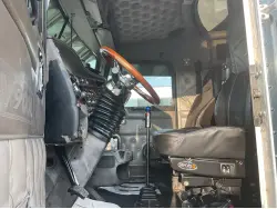 2005 KENWORTH W900B