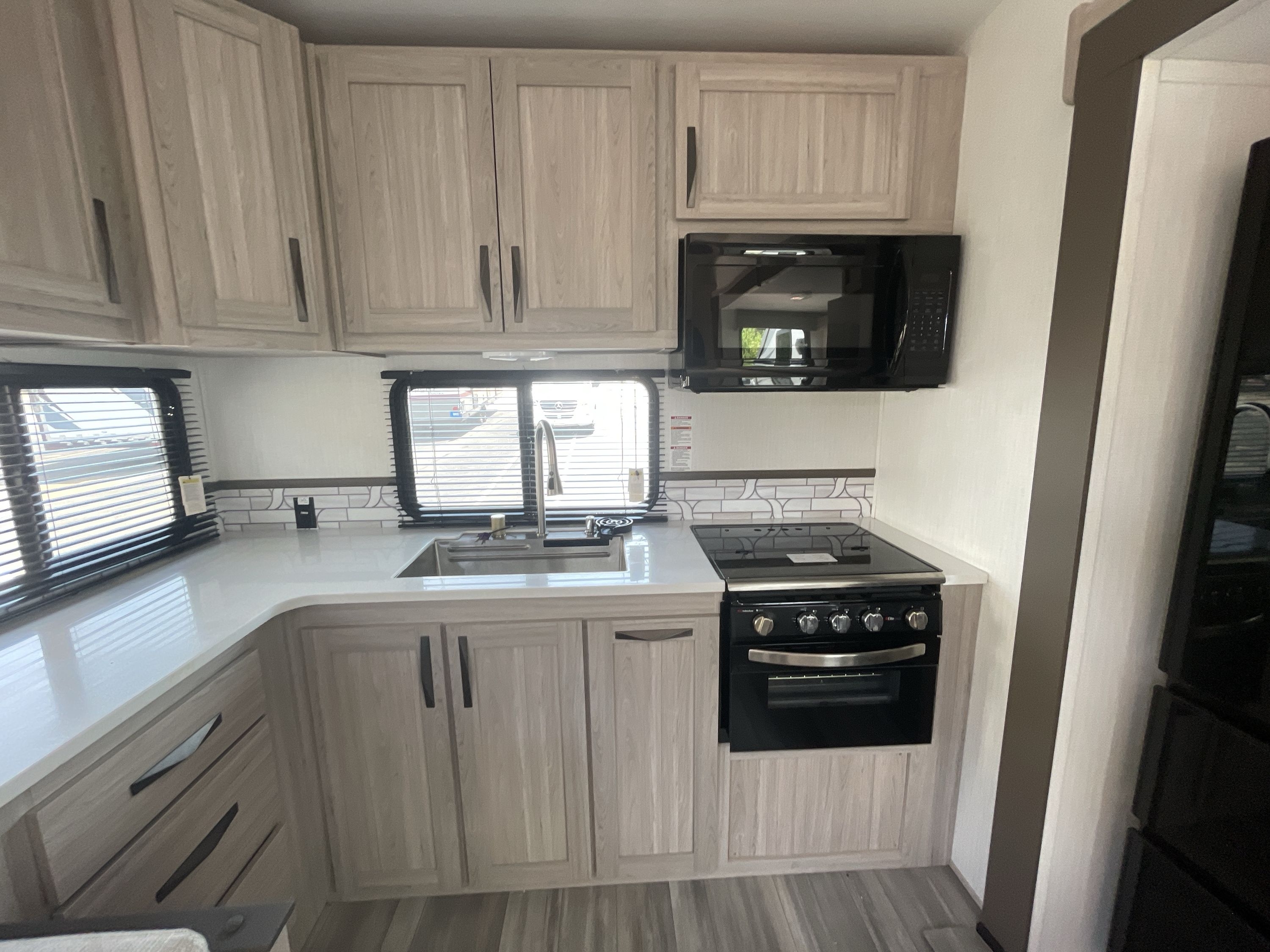 2025 Cruiser Rv ESSENCE 25RK in statesville NC